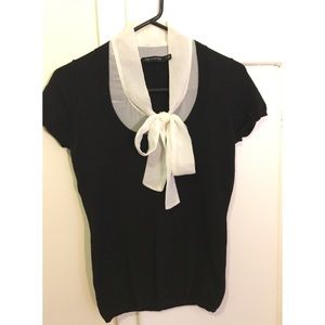 Bow tie short sleeve sweater
